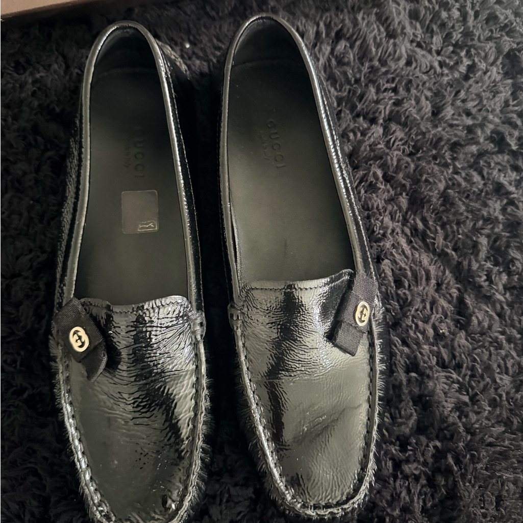 Gucci Black Patent Leather Slip-On Loafers With Gold Logo